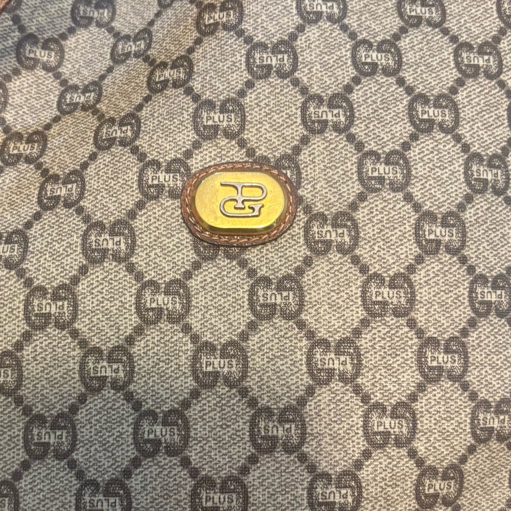 👜 Vintage Gucci Plus GG Monogram Bucket Bag - Picture 13 of 15